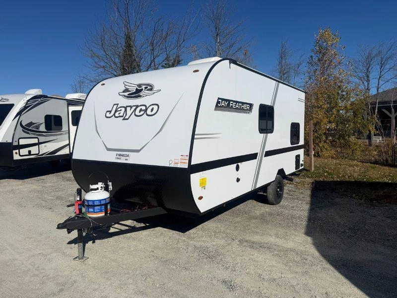 Jayco Jay Feather 17bhsl 2027