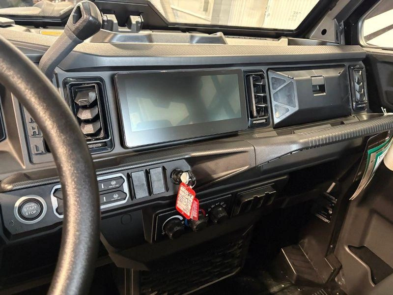 Can-am Defender Xt Cab Hd11 With 10.25 In. Infotainment 2026