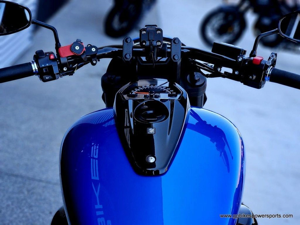 2023 Suzuki Boulevard M109r