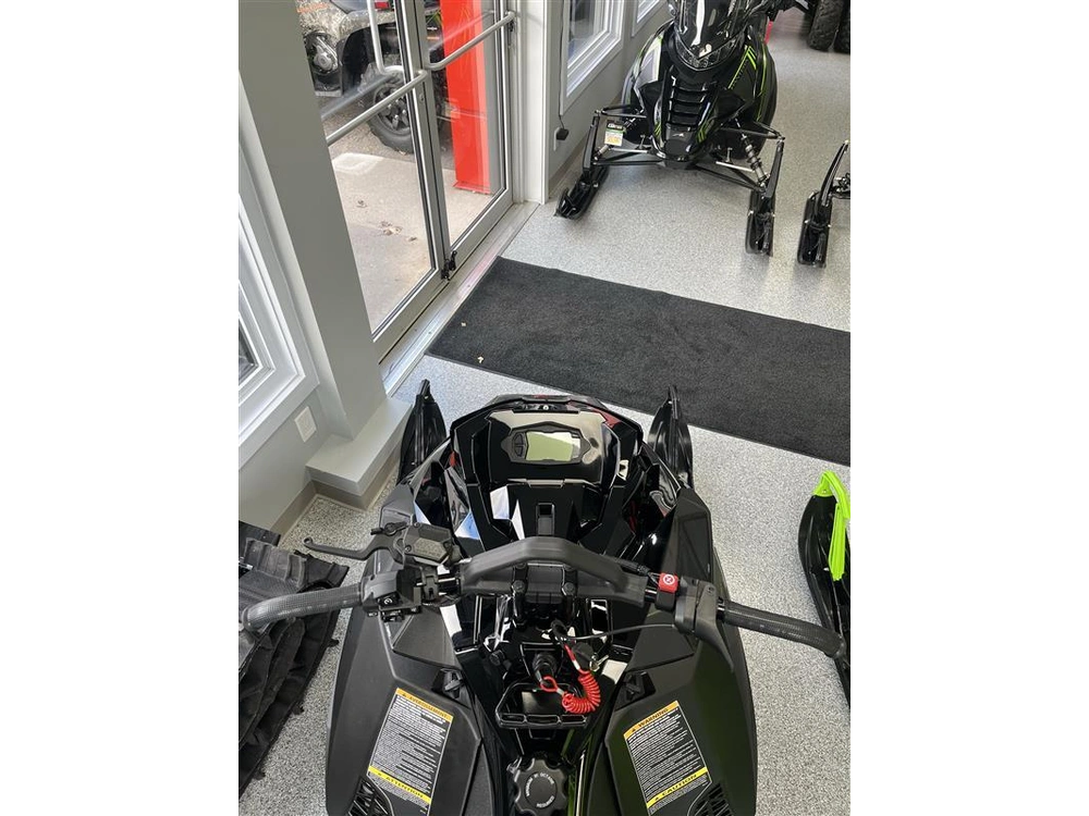 Arctic Cat M858 Snopro 146 2.6 Se 2027