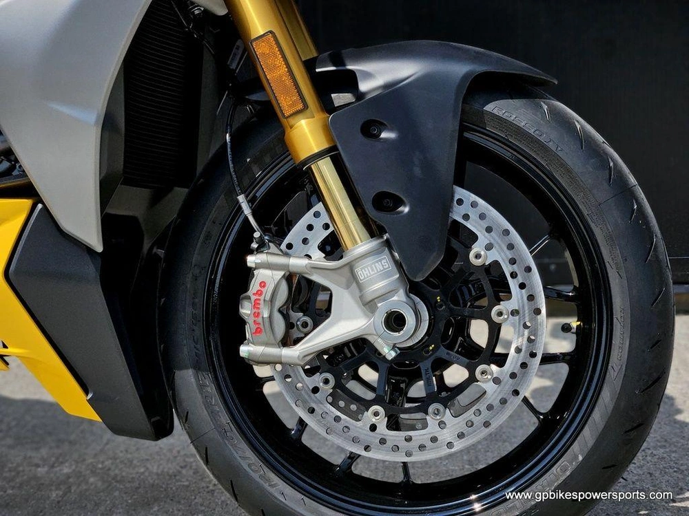 2026 Ducati Streetfighter V2 S Yellow
