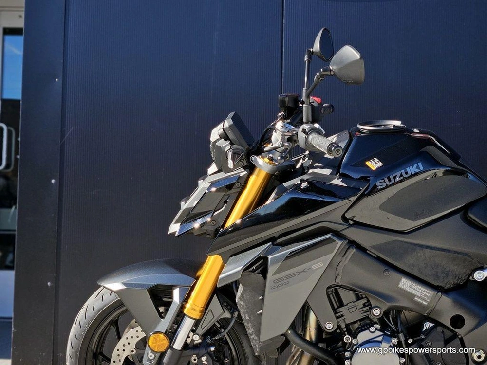 2025 Suzuki Gsx-s1000a