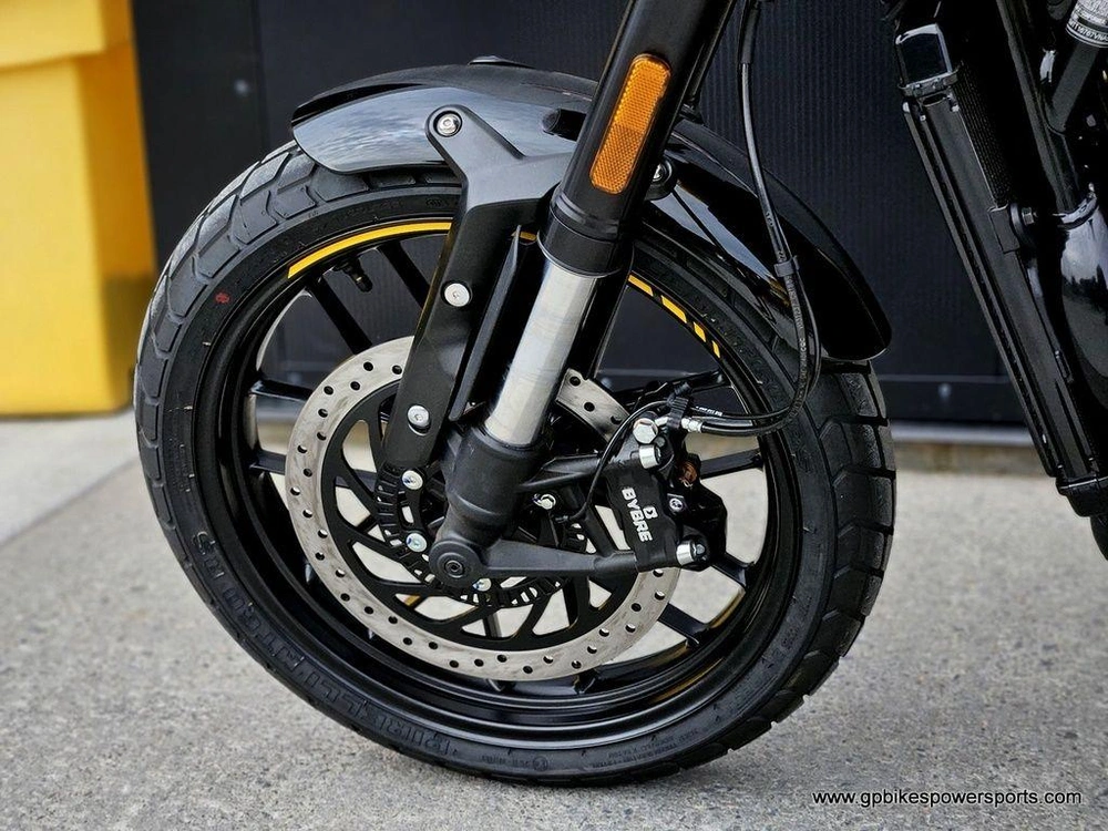2027 Triumph Tracker 400 Racing Yellow