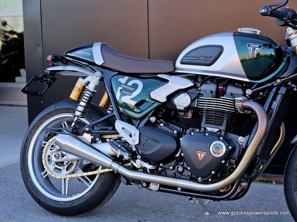 2027 Triumph Speed Twin 1200 Cafe Racer Aluminium Silver/competition Green