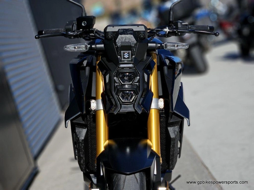 2025 Suzuki Gsx-s1000a