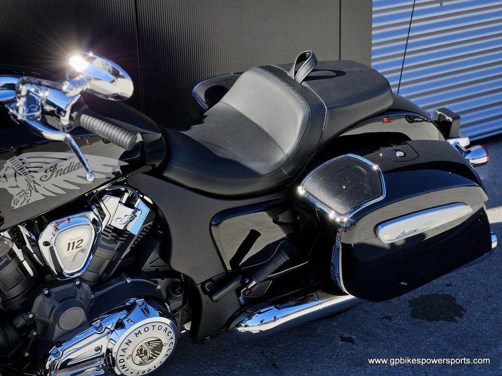 2026 Indian Motorcycle Challenger® Limited 112 W/powerband Audio Black Metallic