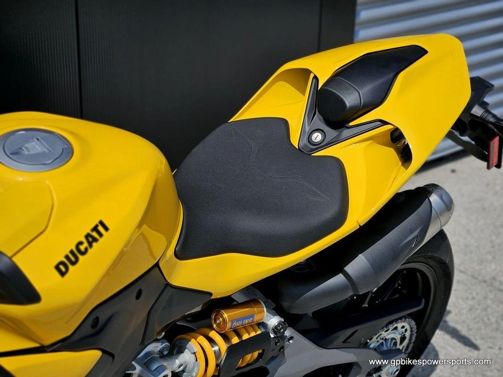2026 Ducati Streetfighter V2 S Yellow