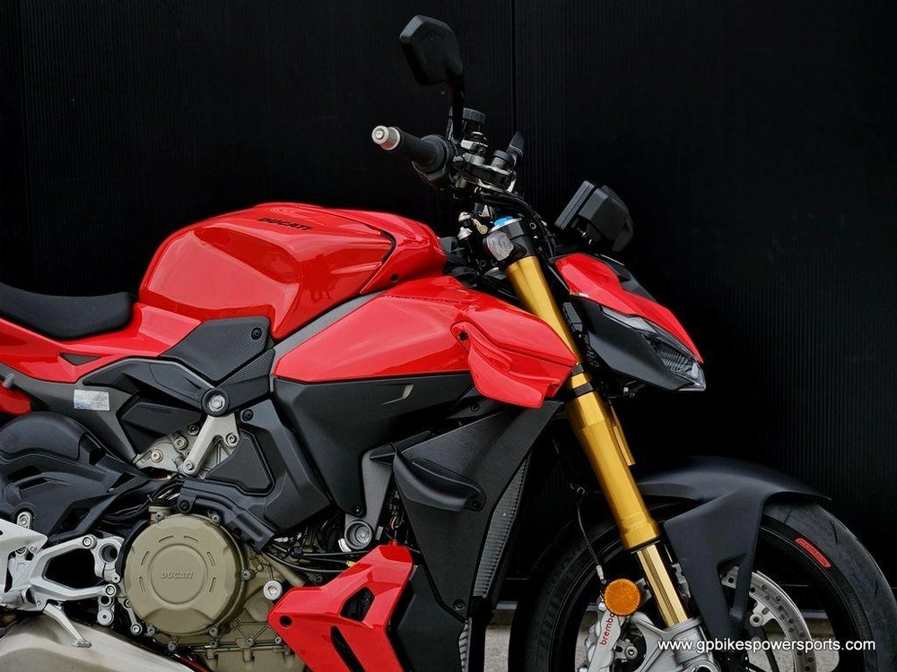 2025 Ducati Streetfighter V4 S Ducati Red