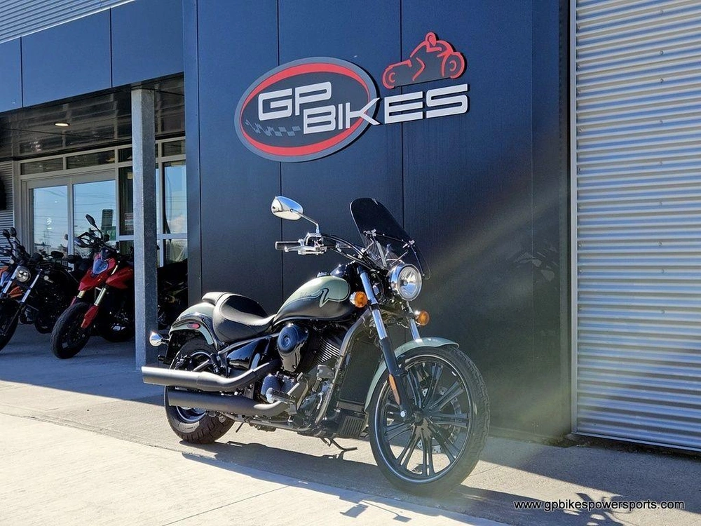 2023 Kawasaki Vulcan 900 Custom