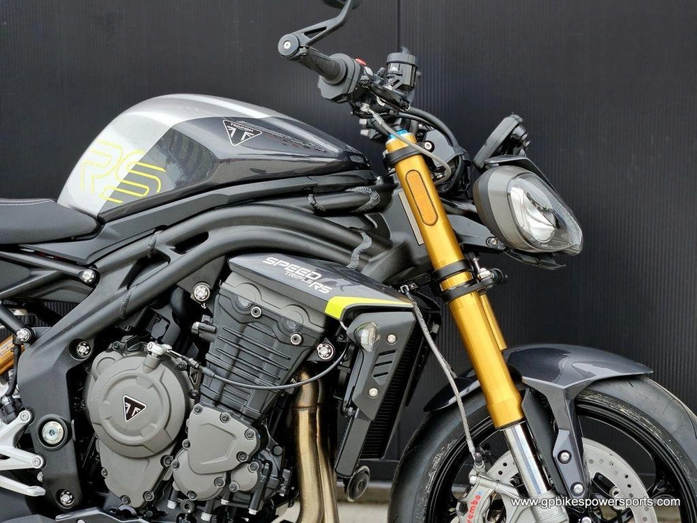 2026 Triumph Speed Triple 1200 Rs Granite/triumph Racing Yellow