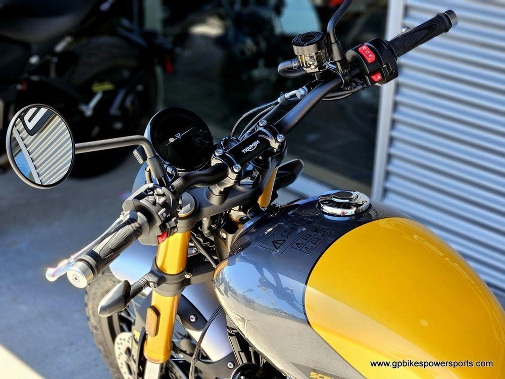 2026 Triumph Scrambler 900 Mineral Grey