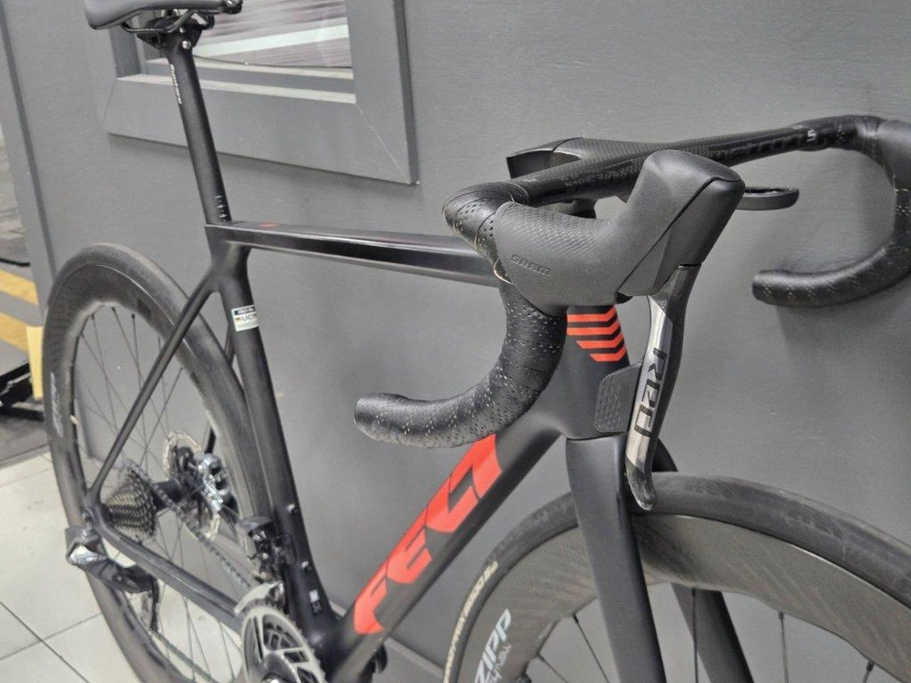 2024 Felt Fr Advanced + Sram Red 54