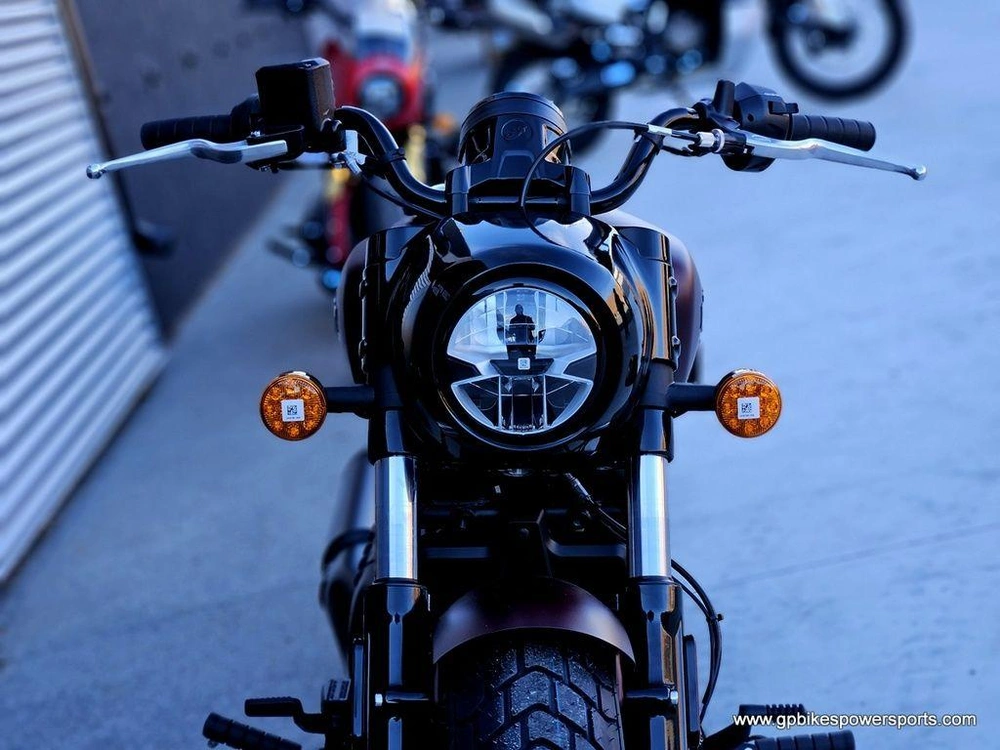 2026 Indian Motorcycle Scout® Bobber Maroon Metallic Smoke
