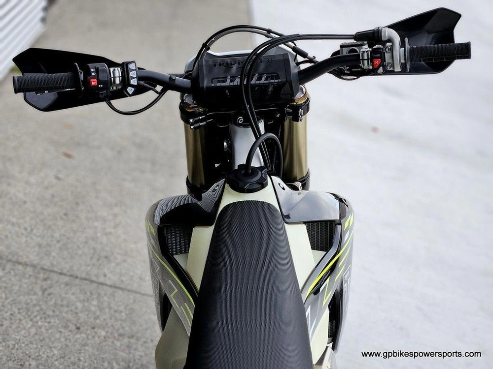2026 Triumph Tf 250-e Jet Black/pure White