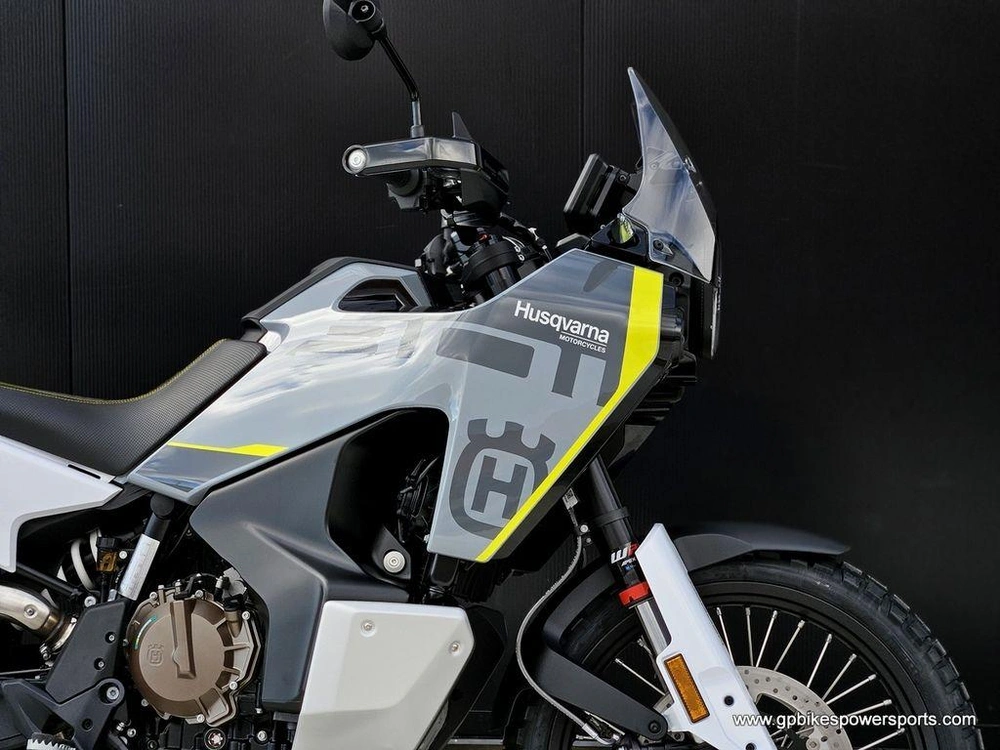 2025 Husqvarna Norden 901