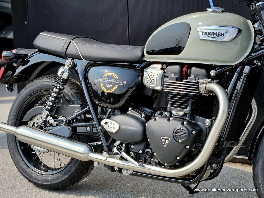 2026 Triumph Bonneville T100 Stone Grey