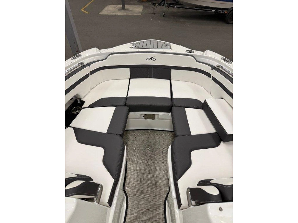 2022 Monterey Boats Monterey M6