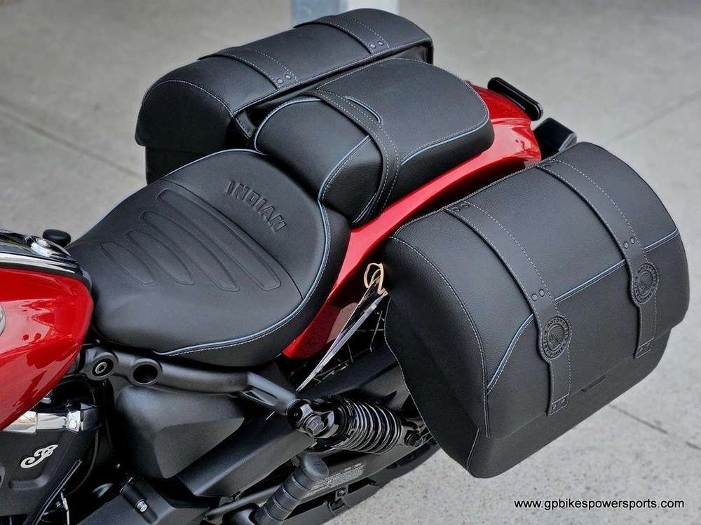 2026 Indian Motorcycle Super Scout® Sunset Red Metallic