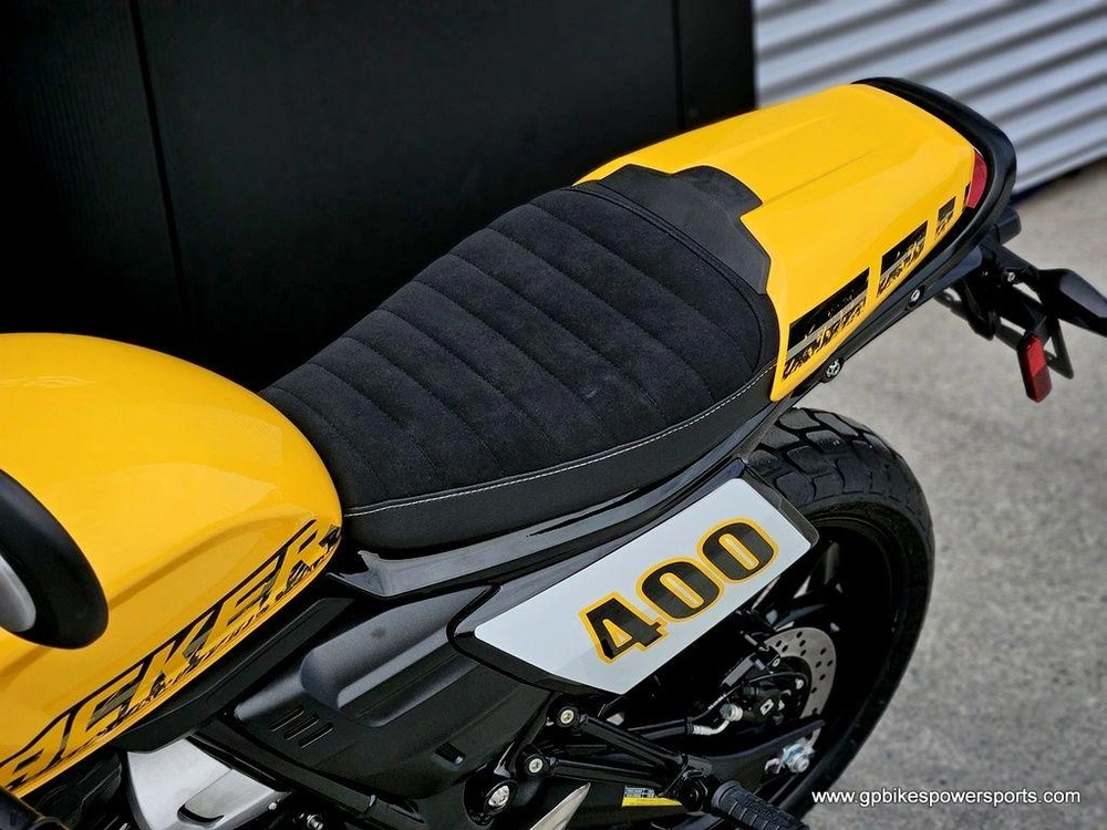 2027 Triumph Tracker 400 Racing Yellow