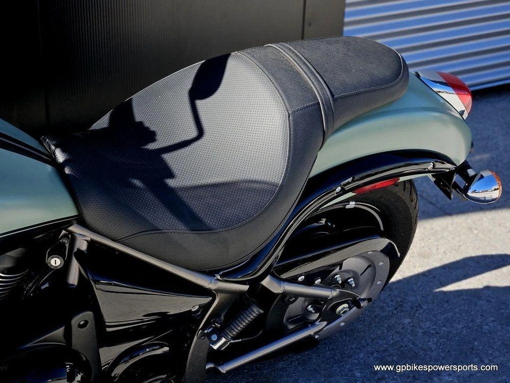 2023 Kawasaki Vulcan 900 Custom