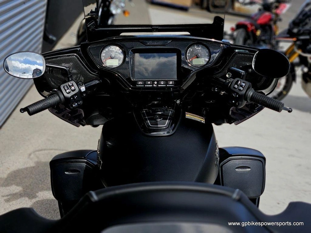 2026 Indian Motorcycle Roadmaster® Powerplus Dark Horse® 112 Black Smoke