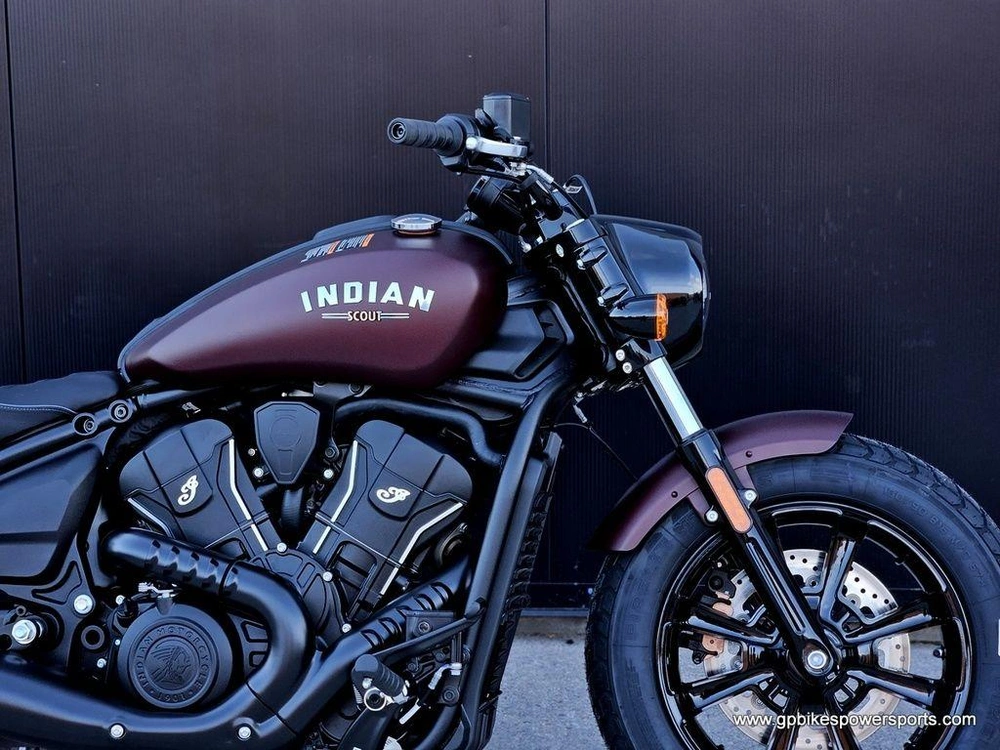 2026 Indian Motorcycle Scout® Bobber Maroon Metallic Smoke