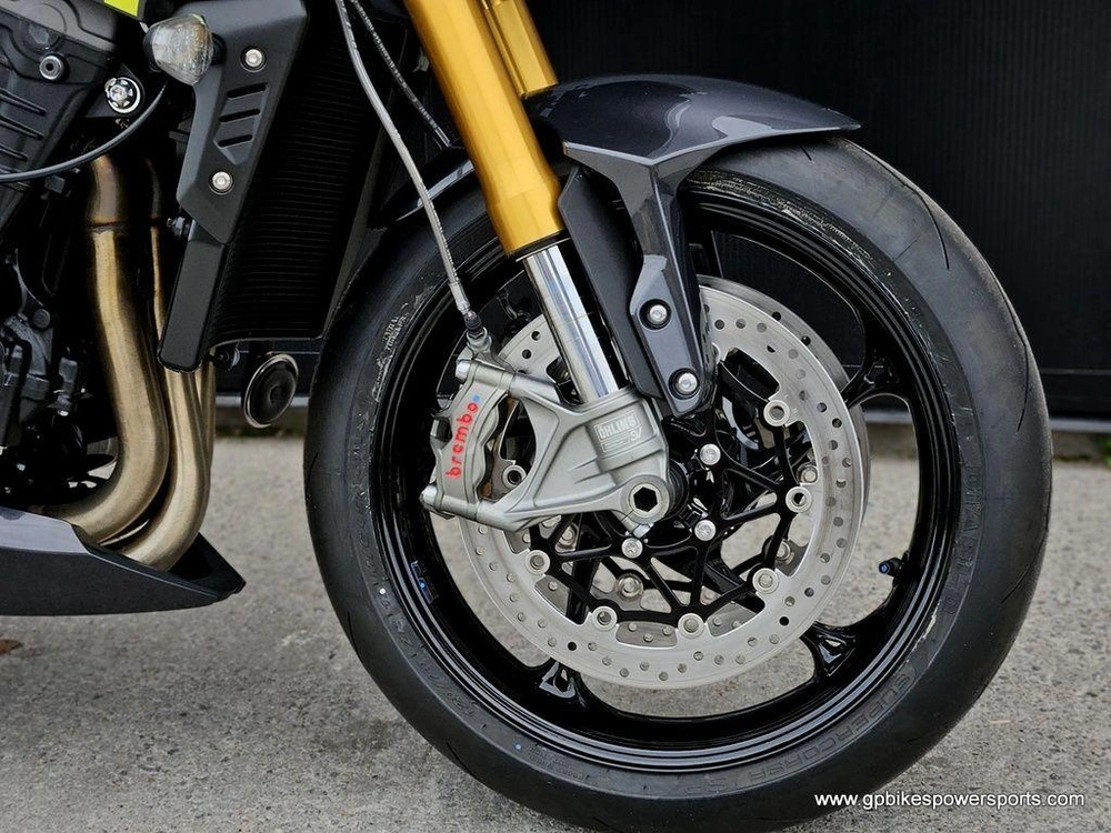 2026 Triumph Speed Triple 1200 Rs Granite/triumph Racing Yellow