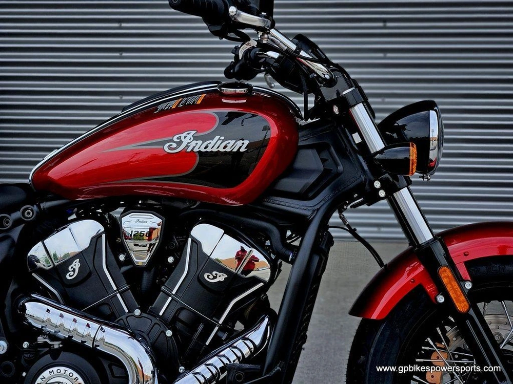 2026 Indian Motorcycle Super Scout® Sunset Red Metallic