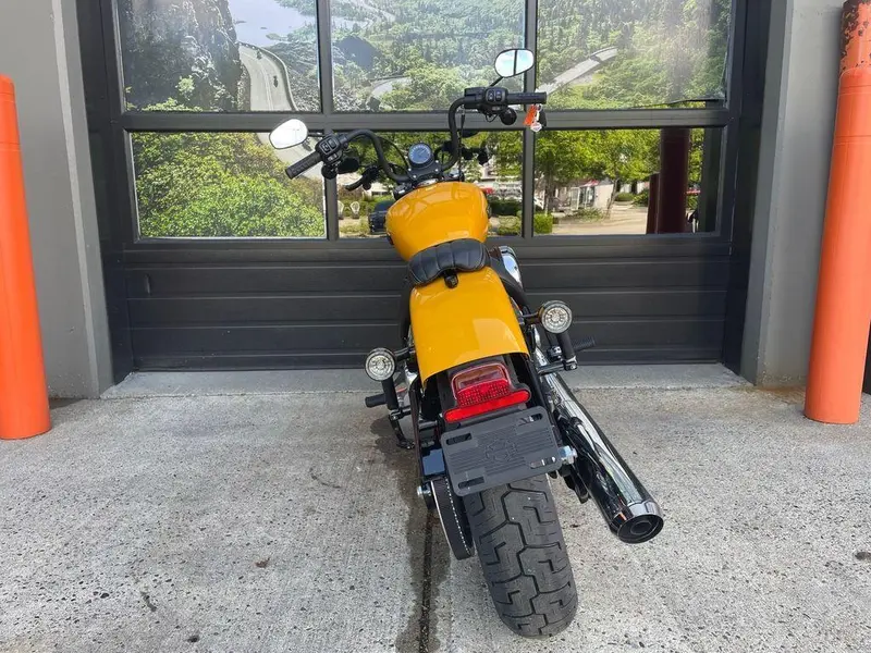 2025 Harley-Davidson FXBB - Street Bob® thumbnail 11