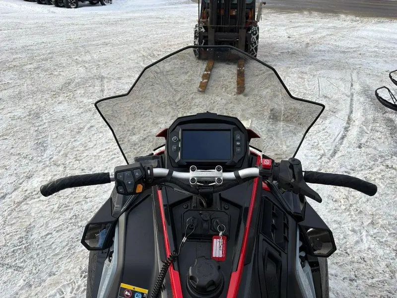 2025 Polaris Polaris Adventure prostar S4