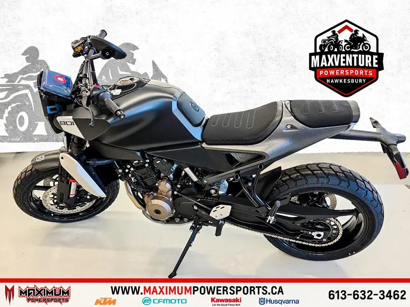 2025 Husqvarna SVARTPILEN 801