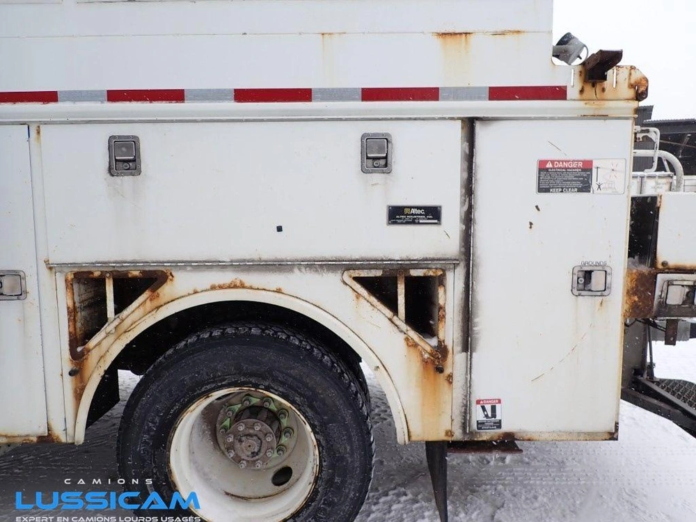 Freightliner M2106 2007