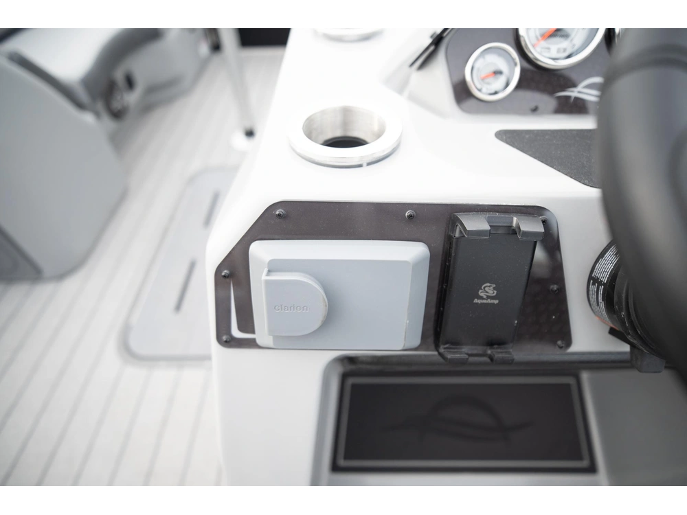 2026 Suncatcher Fusion 322ss alt