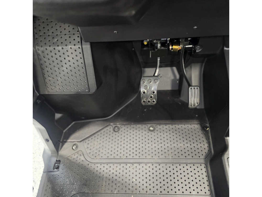 2025 Honda Pioneer 1000 Base alt