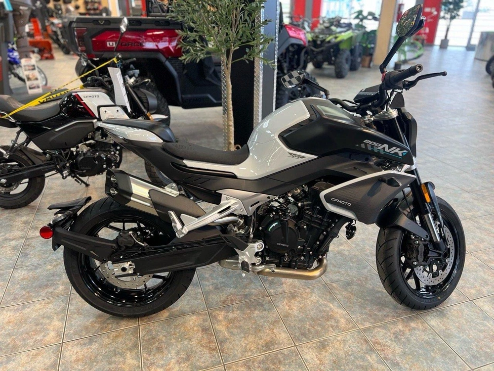 Cfmoto 800nk 2026 alt