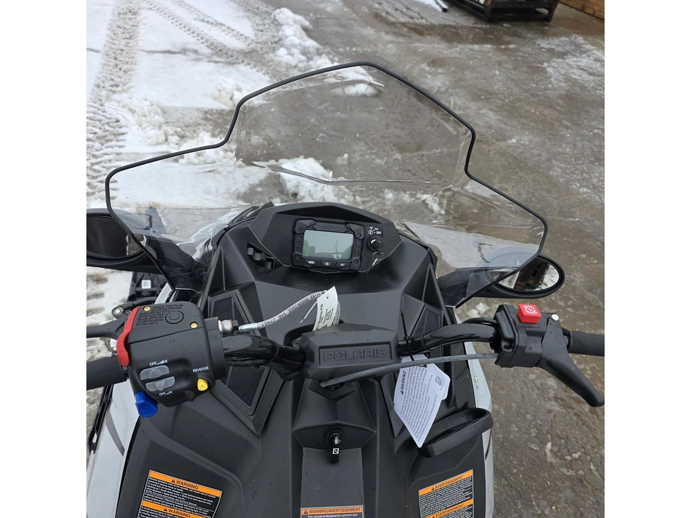 2025 Polaris 550 Voyageur Lxt alt