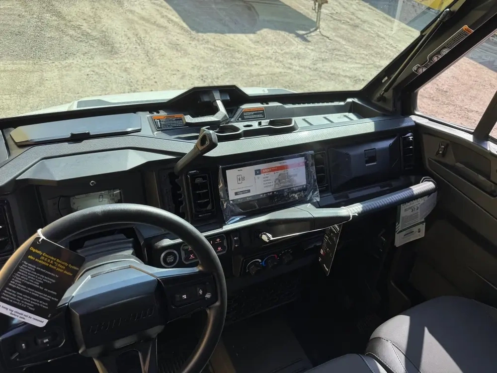 Can-am Defender Limited Cab Hd11 2026 alt