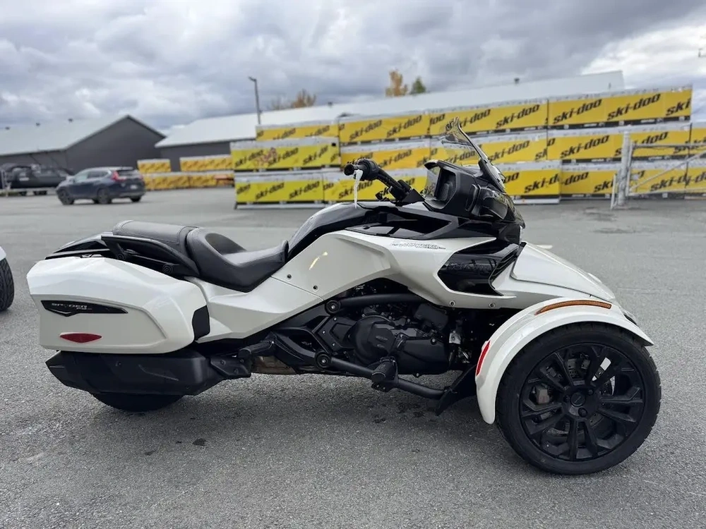 Can-am F3-t 2025 alt