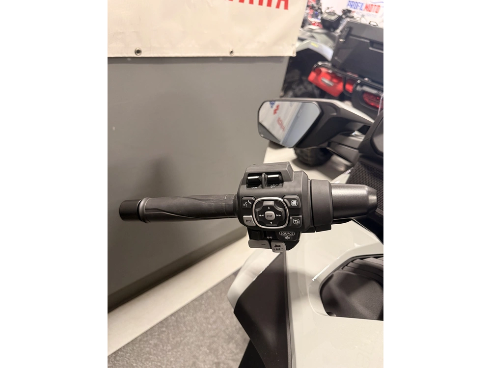 Honda Gold Wing Tour Dct Goldwing Gl1800 2026 alt