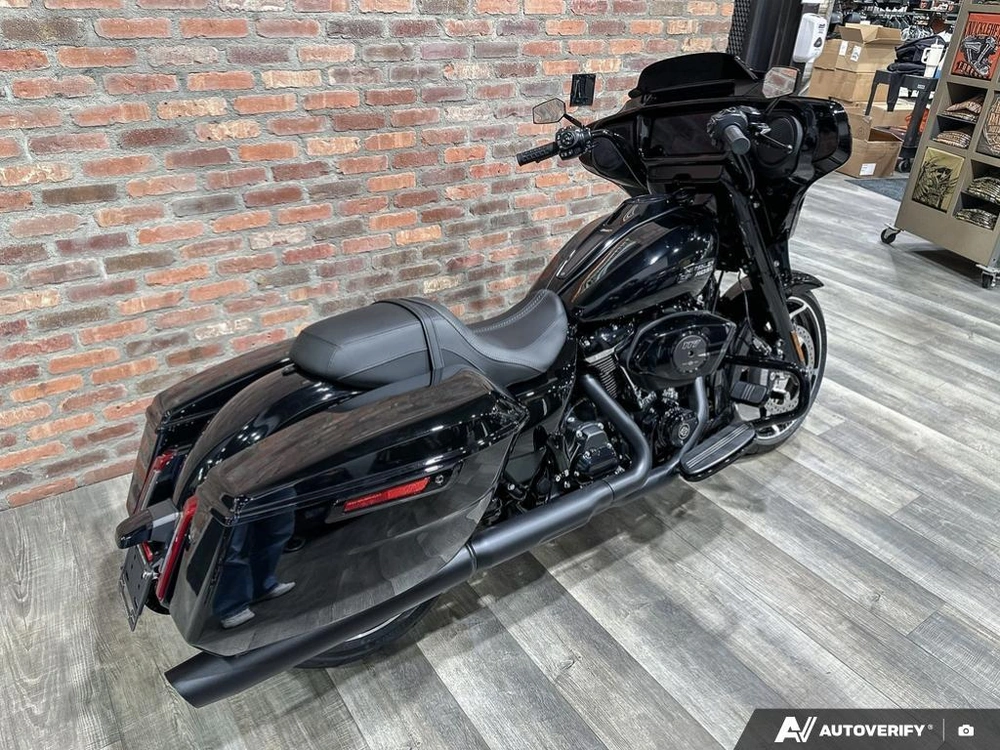 2025 Harley-davidson Flhx - Street Glide® alt