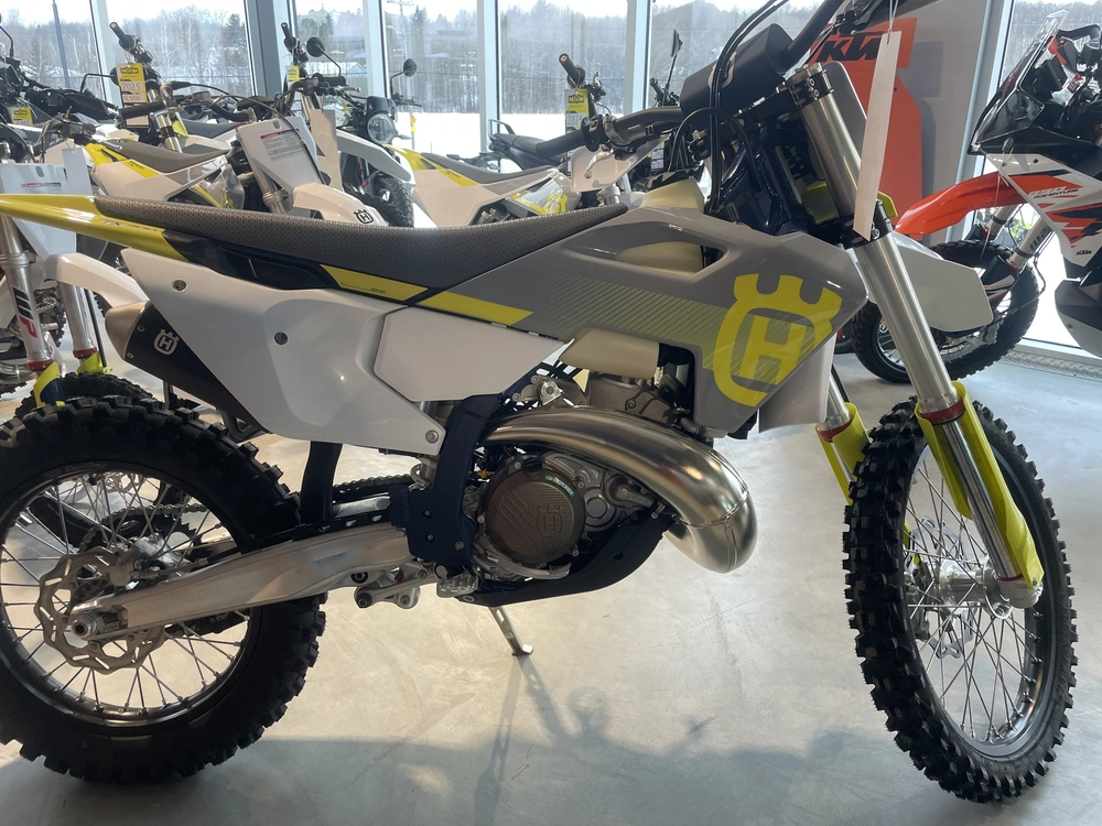 Husqvarna Tx 3oo 2024 alt