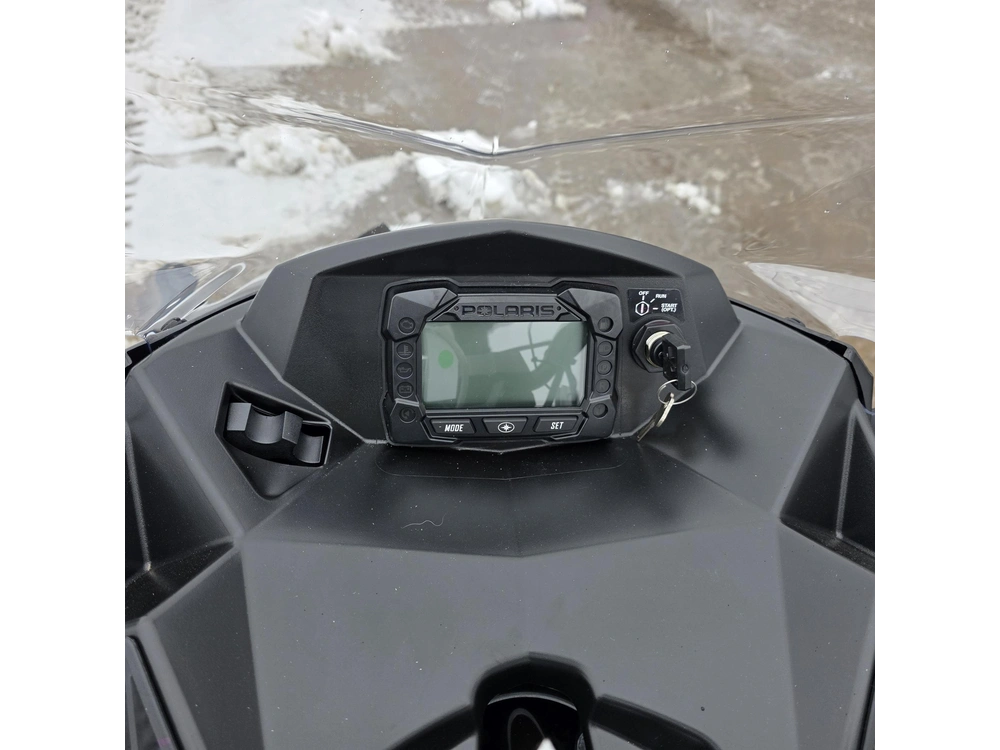 2025 Polaris 550 Voyageur Lxt alt