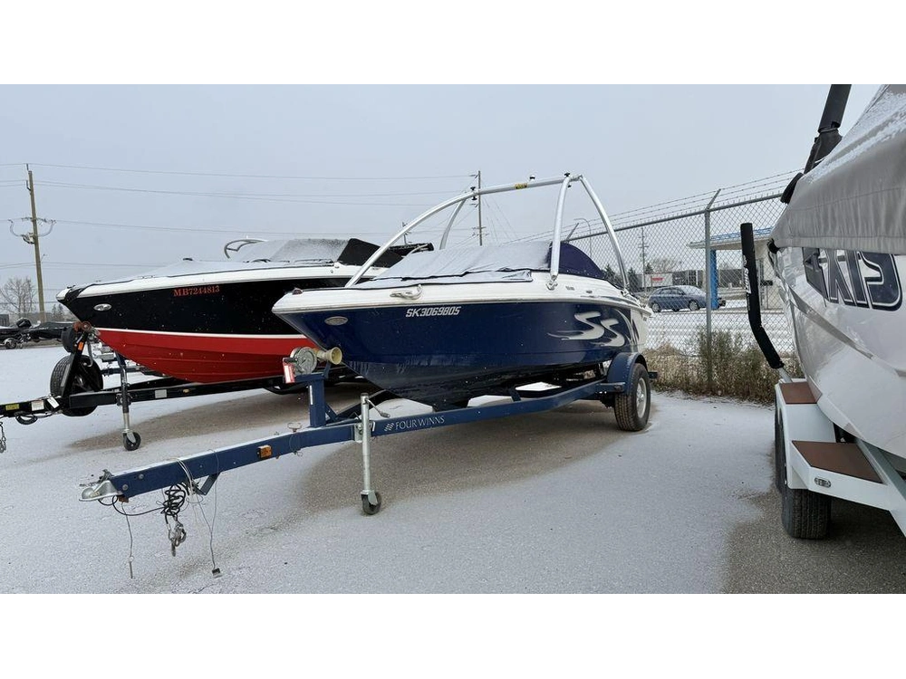 2011 Four Winns 180ss alt