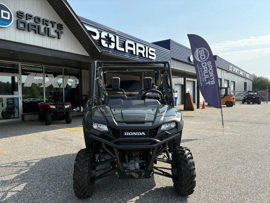 Honda Honda Pioneer 700 4 2025 alt