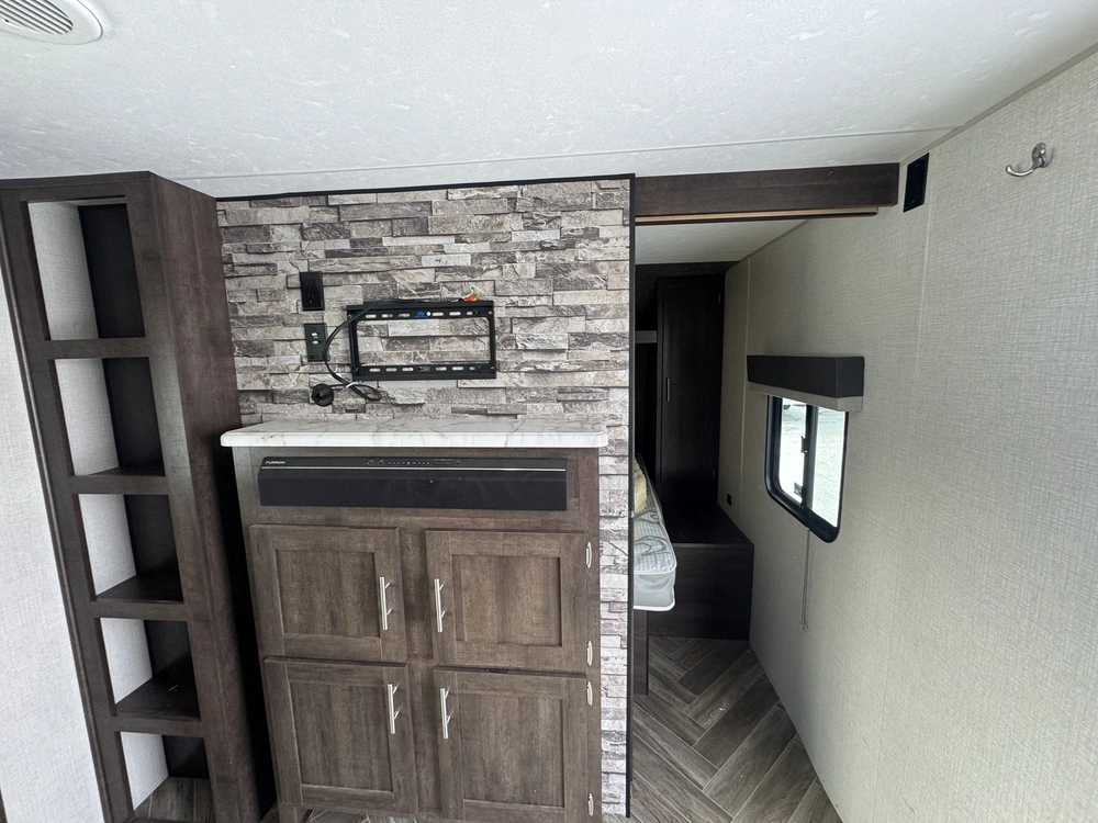 Kz Sportsmen Se 271bhse 2021 alt