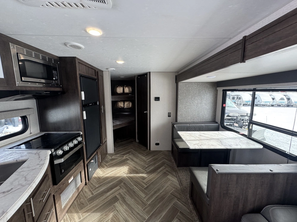 Kz Sportsmen Se 271bhse 2021 alt