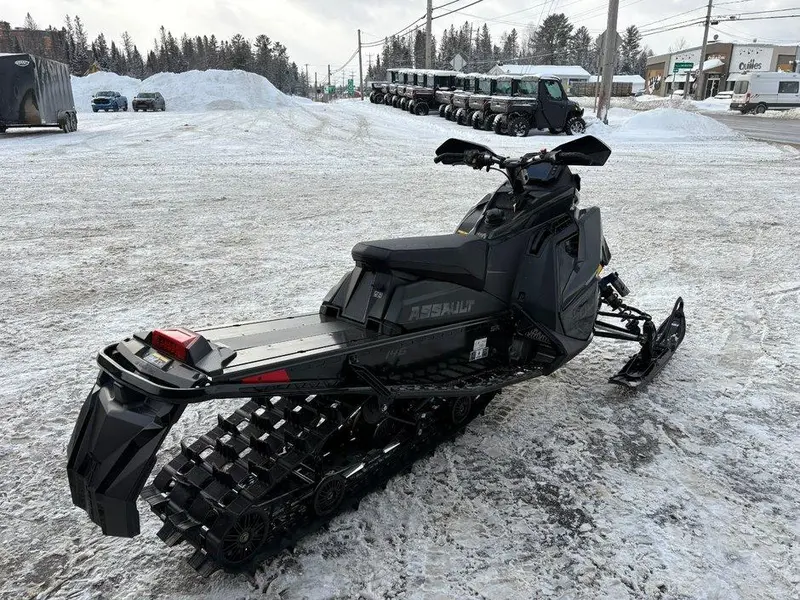 2025 Polaris Polaris 850 Boost Assault Switchback
