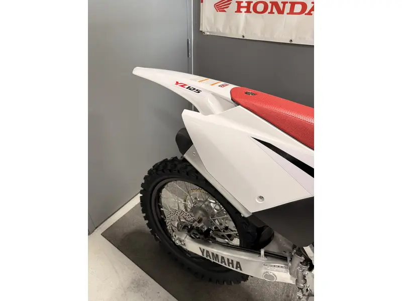 2026 Yamaha YZ125 YZ 125 70E ANNIVERSAIRE thumbnail 6