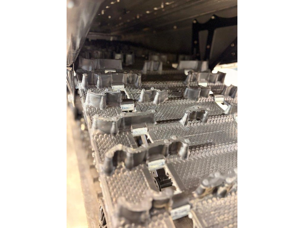 Polaris Prostar S4 Voyageur 146 2024 alt