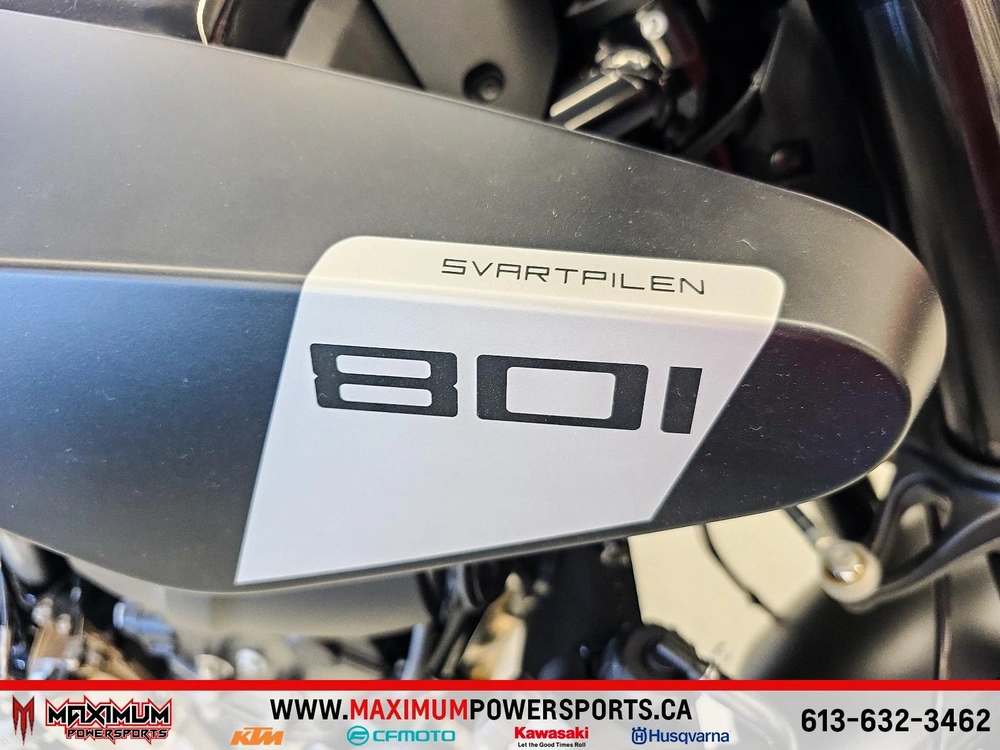 2025 Husqvarna Svartpilen 801 alt